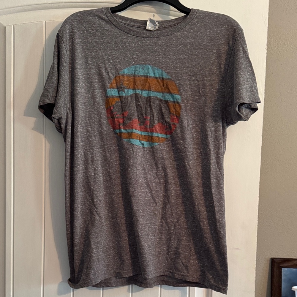 California Gray Graphic T-Shirt‎